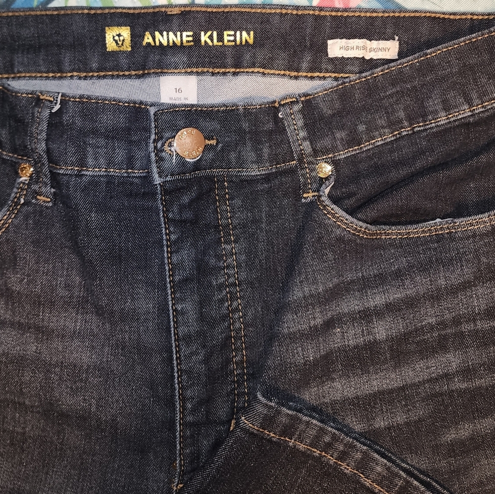 Anne Klein, Skinny Jeans